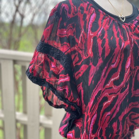 New Directions Women's large Top Blouse Short Dolman Sleeves red black - Picture 4 of 7